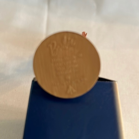 Hallmark Keepsake Malibu Barbie Ornament - Picture 3 of 9